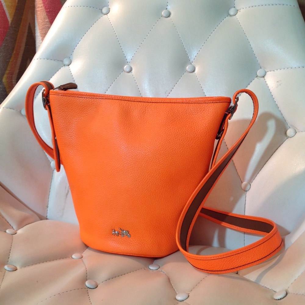 COACH -- 🔥HP🔥 Limited Edition Neon Orange Bucket